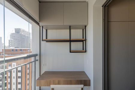 Sacada de kitnet/studio para alugar com 1 quarto, 24m² em Indianópolis, São Paulo