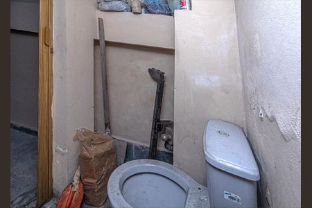 Casa à venda com 400m², 3 quartos e 4 vagas Casa à venda com 400m², 3 quartos e 4 vagasGaragem/ Banheiro