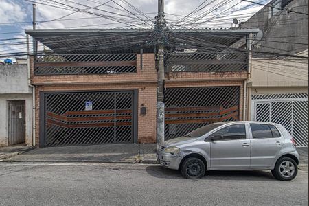 Casa à venda com 400m², 3 quartos e 4 vagas Casa à venda com 400m², 3 quartos e 4 vagasFachada