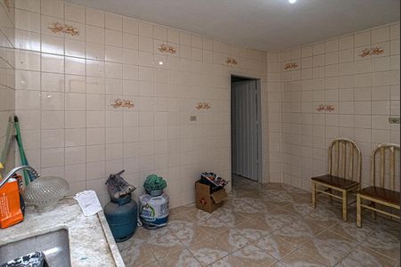 Casa à venda com 400m², 3 quartos e 4 vagas Casa à venda com 400m², 3 quartos e 4 vagasCozinhada casa 2