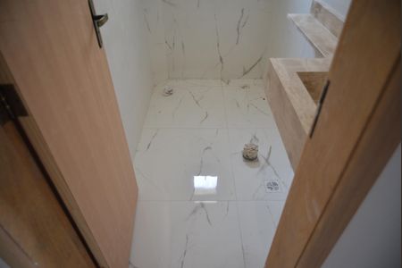 Apartamento à venda com 100m², 2 quartos e 2 vagasBanheiro Social