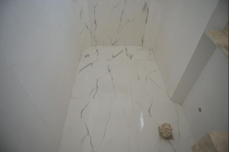 Apartamento à venda com 100m², 2 quartos e 2 vagasBanheiro da Suíte