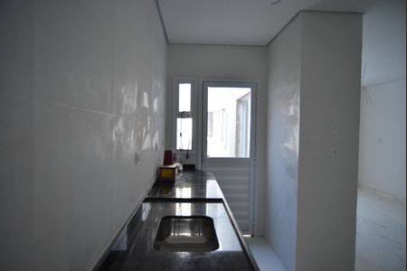 Apartamento à venda com 100m², 2 quartos e 2 vagasCozinha