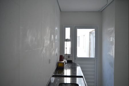 Apartamento à venda com 100m², 2 quartos e 2 vagasCozinha