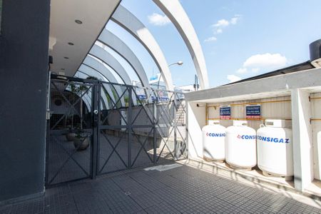 Apartamento para alugar com 199m², 2 quartos e 1 vagaFachada