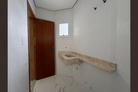 Apartamento à venda com 90m², 2 quartos e 2 vagasBanheiro da Suíte