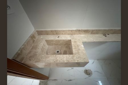 Apartamento à venda com 90m², 2 quartos e 2 vagasBanheiro