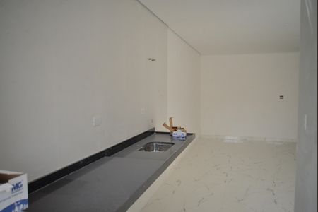 Apartamento à venda com 105m², 3 quartos e 2 vagasCozinha