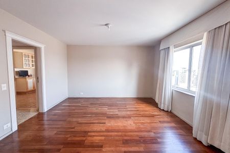 Sala de apartamento à venda com 3 quartos, 225m² em Cerqueira César, São Paulo