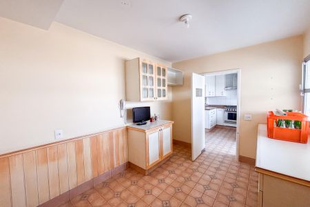 Apartamento à venda com 225m², 3 quartos e 3 vagasCozinha