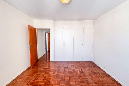 Apartamento à venda com 225m², 3 quartos e 3 vagasSuíte 2