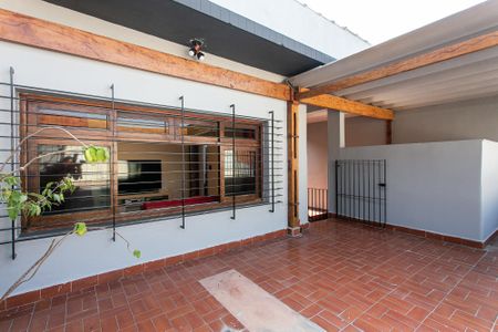 Casa à venda com 160m², 3 quartos e 2 vagasVaranda