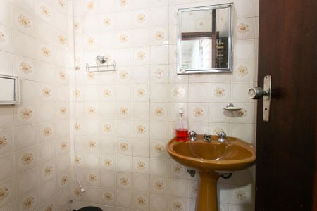 Casa à venda com 160m², 3 quartos e 2 vagasBanheiro de Serviço