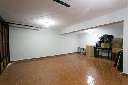 Casa à venda com 160m², 3 quartos e 2 vagasGaragem