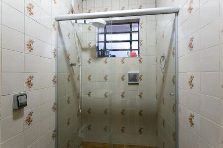 Casa à venda com 160m², 3 quartos e 2 vagasBanheiro