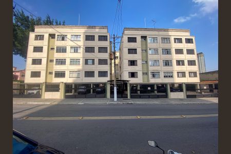 Apartamento para alugar com 85m², 2 quartos e 1 vaga Apartamento para alugar com 85m², 2 quartos e 1 vagaFachada