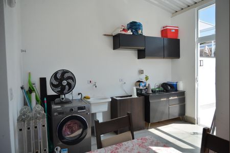 Apartamento à venda com 88m², 2 quartos e 1 vagaÁrea de Serviço