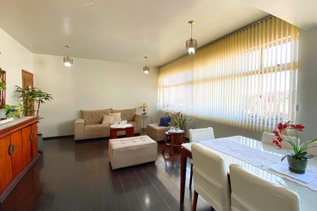 Apartamento à venda com 347m², 5 quartos e 3 vagasSala