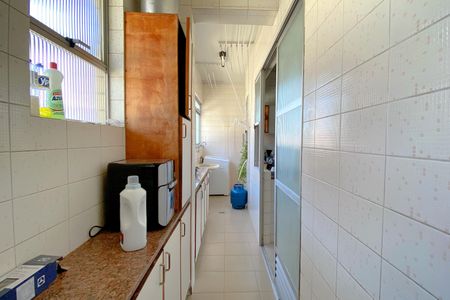 Apartamento à venda com 347m², 5 quartos e 3 vagasÁrea de Serviço 1