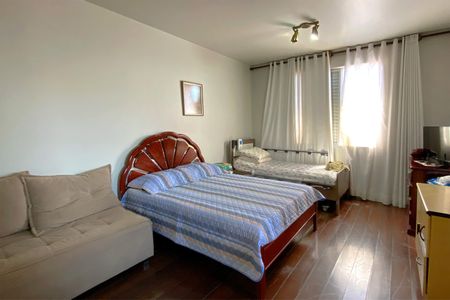 Apartamento à venda com 347m², 5 quartos e 3 vagasSuíte 1