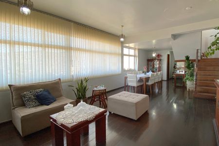 Apartamento à venda com 347m², 5 quartos e 3 vagasSala