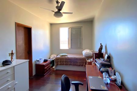 Quarto 1 de apartamento à venda com 5 quartos, 347m² em Santa Efigênia, Belo Horizonte