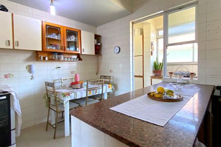 Apartamento à venda com 347m², 5 quartos e 3 vagasCozinha