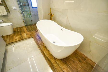 Apartamento à venda com 190m², 2 quartos e 3 vagasBanheira