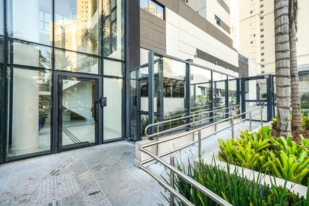 Apartamento à venda com 190m², 2 quartos e 3 vagasRampa de acesso