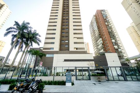 Apartamento à venda com 190m², 2 quartos e 3 vagasFachada