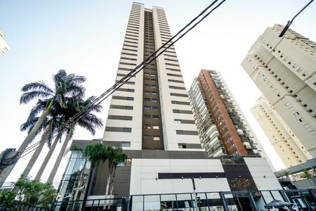 Apartamento à venda com 190m², 2 quartos e 3 vagasFachada