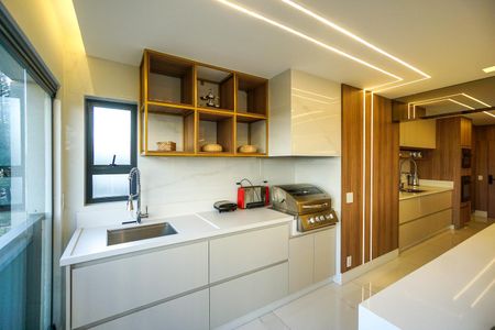 Apartamento à venda com 190m², 2 quartos e 3 vagasÁrea de serviço