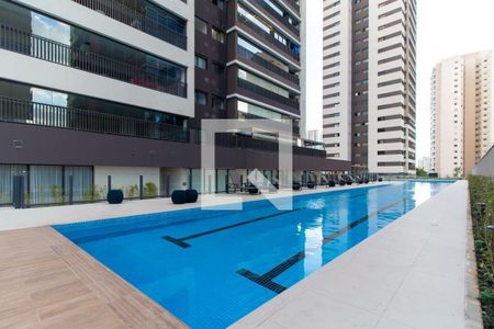 Apartamento à venda com 190m², 2 quartos e 3 vagasPiscina