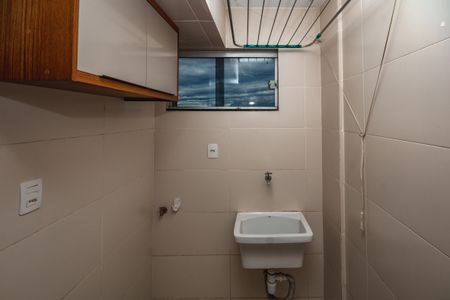 Apartamento para alugar com 78m², 3 quartos e 1 vagaÁrea de Serviço