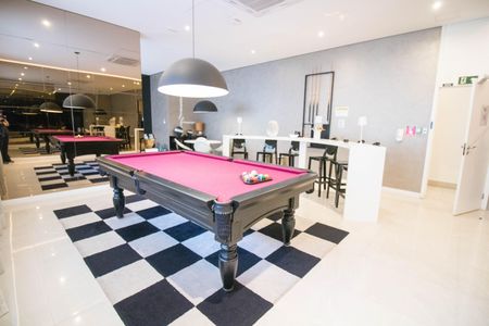 Apartamento à venda com 137m², 3 quartos e 3 vagas Apartamento à venda com 137m², 3 quartos e 3 vagasÁrea comum - Salão de jogos