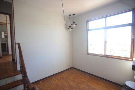 Sala 2 de apartamento para alugar com 3 quartos, 110m² em Carlos Prates, Belo Horizonte