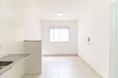 Apartamento para alugar com 33m², 2 quartos e sem vaga Apartamento para alugar com 33m², 2 quartos e sem vagaSala/Cozinha