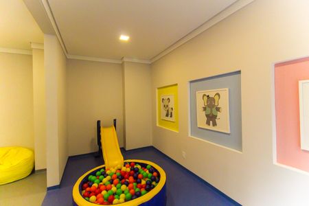 Apartamento para alugar com 33m², 2 quartos e sem vaga Apartamento para alugar com 33m², 2 quartos e sem vagaBrinquedoteca