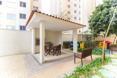 Apartamento para alugar com 33m², 2 quartos e sem vaga Apartamento para alugar com 33m², 2 quartos e sem vagaÁrea comum - Churrasqueira