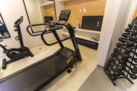 Apartamento para alugar com 33m², 2 quartos e sem vaga Apartamento para alugar com 33m², 2 quartos e sem vagaÁrea comum - Academia