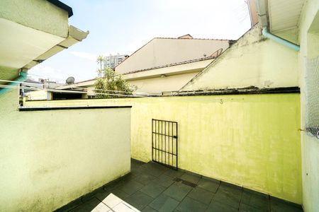 Casa para alugar com 240m², 3 quartos e 2 vagasQuintal da casa 02