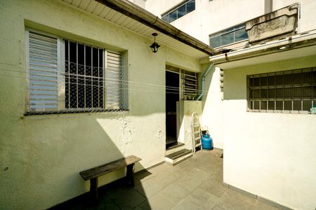 Casa para alugar com 240m², 3 quartos e 2 vagasQuintal da casa 02