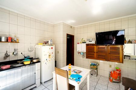 Casa para alugar com 240m², 3 quartos e 2 vagasCozinha