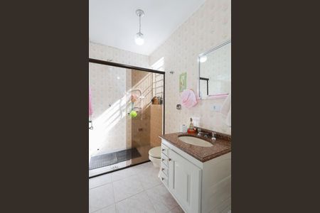 Casa à venda com 195m², 3 quartos e 3 vagasBanheiro da Suíte