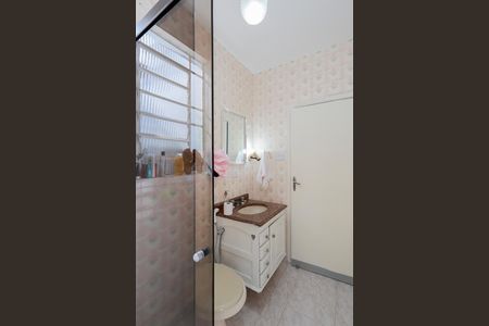 Casa à venda com 195m², 3 quartos e 3 vagasBanheiro da Suíte