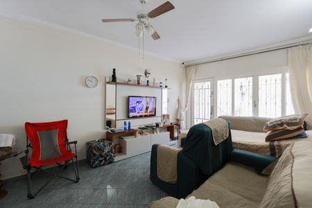 Casa à venda com 195m², 3 quartos e 3 vagasSala