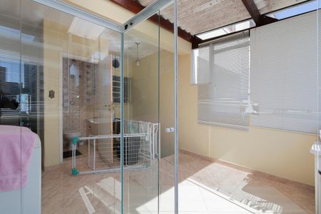 Casa à venda com 195m², 3 quartos e 3 vagasTerraço