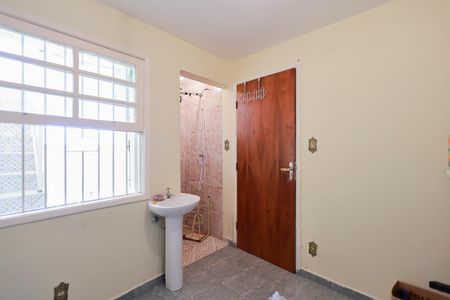 Casa à venda com 195m², 3 quartos e 3 vagasQuarto de serviço