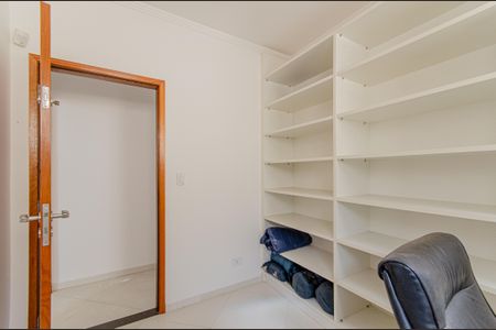 Casa para alugar com 184m², 3 quartos e 2 vagasEscritório