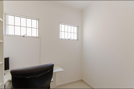 Casa para alugar com 184m², 3 quartos e 2 vagasEscritório